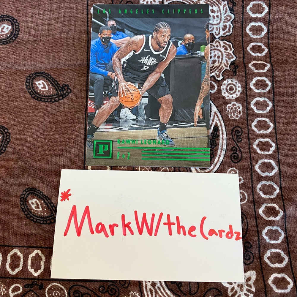 Kawhi Leonard 2020-21 Panini Chronicles Green Cracked Ice SP Clippers